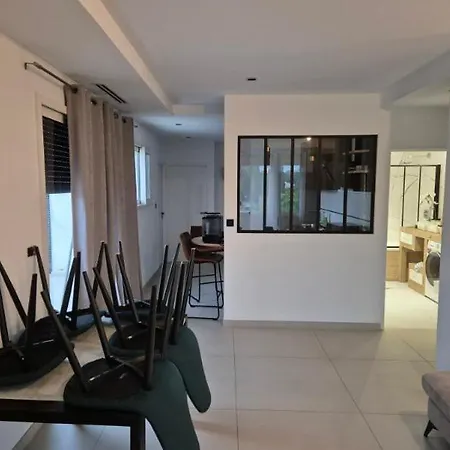 Mimosas Standing Apartment *